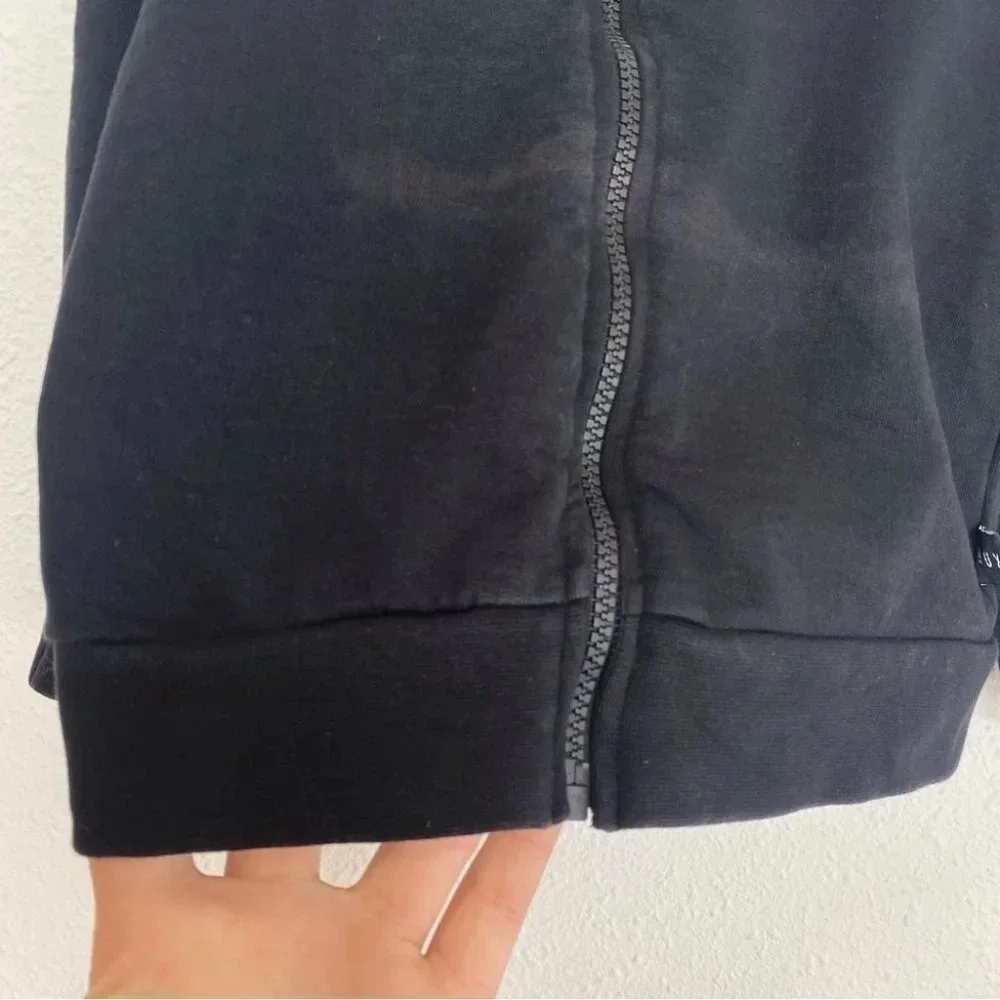 Huxbaby‎ sweat jacket black zip front bear appliqué collarless size 4 years